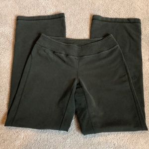 Dark hunter green Lululemon sweatpants joggers
